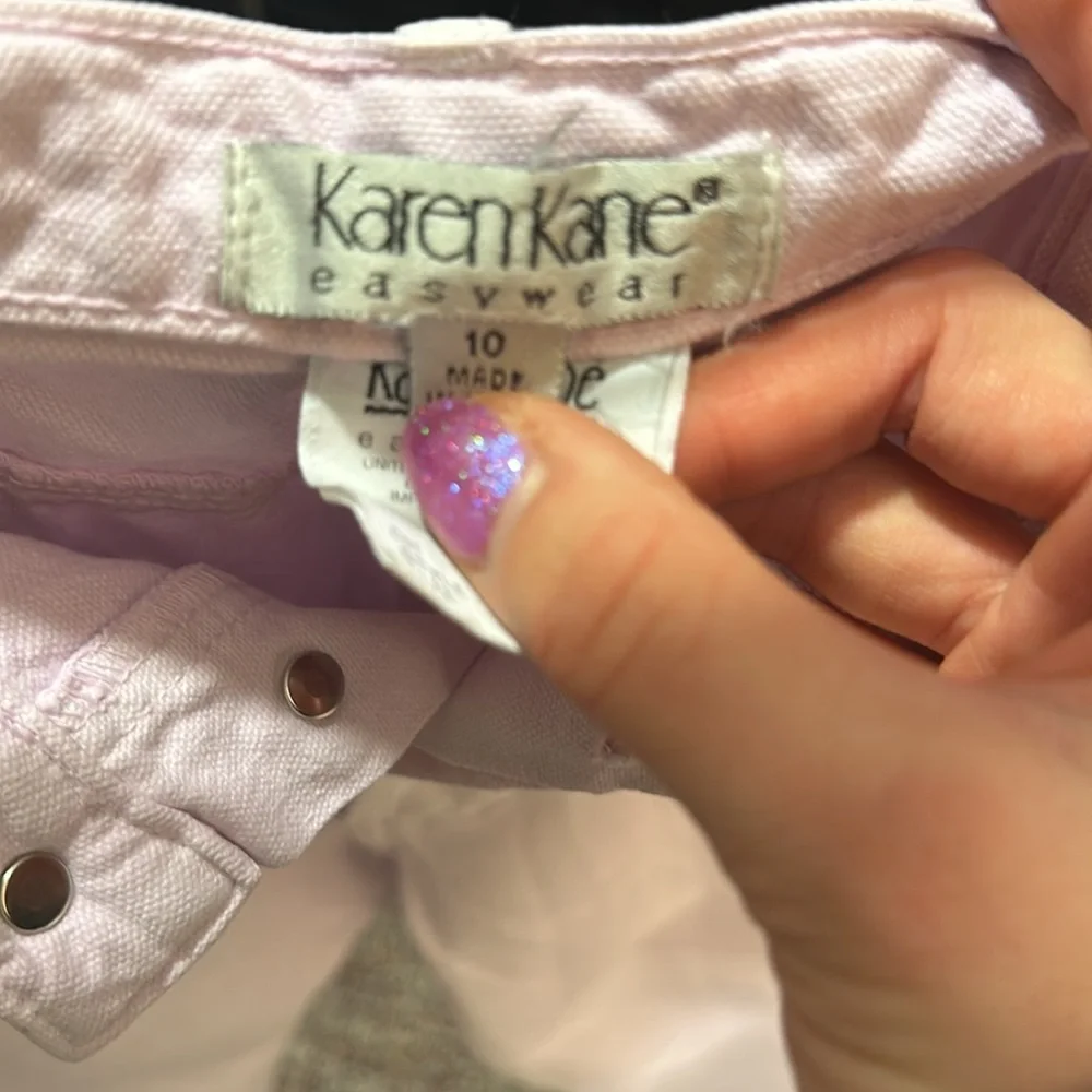 Karen Kane
Pink Jean
Easy fit - Picture 3 of 3
